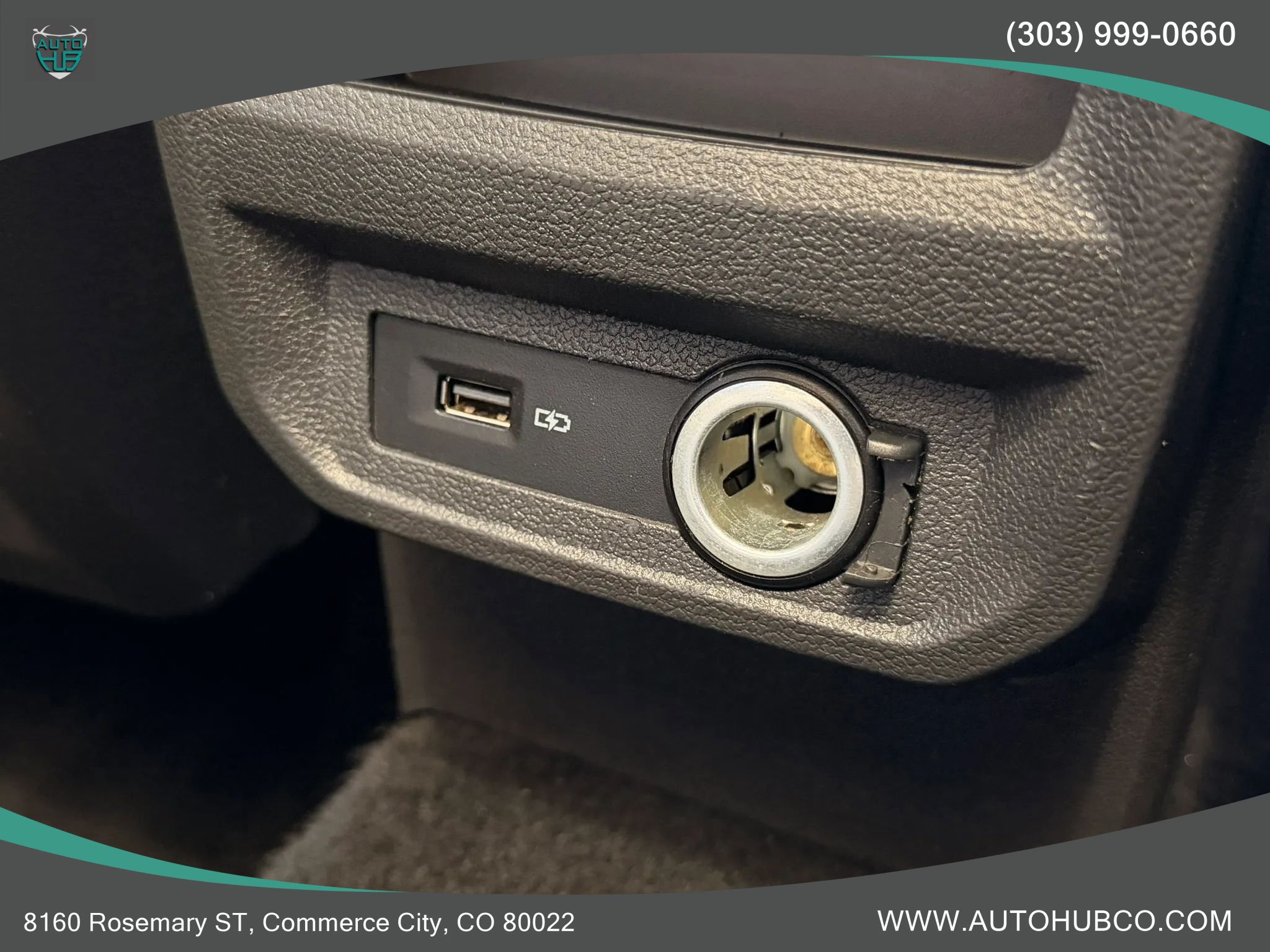 Used 2020 Volkswagen Tiguan SE w/ Panoramic Sunroof Package AWD/4WD image 13
