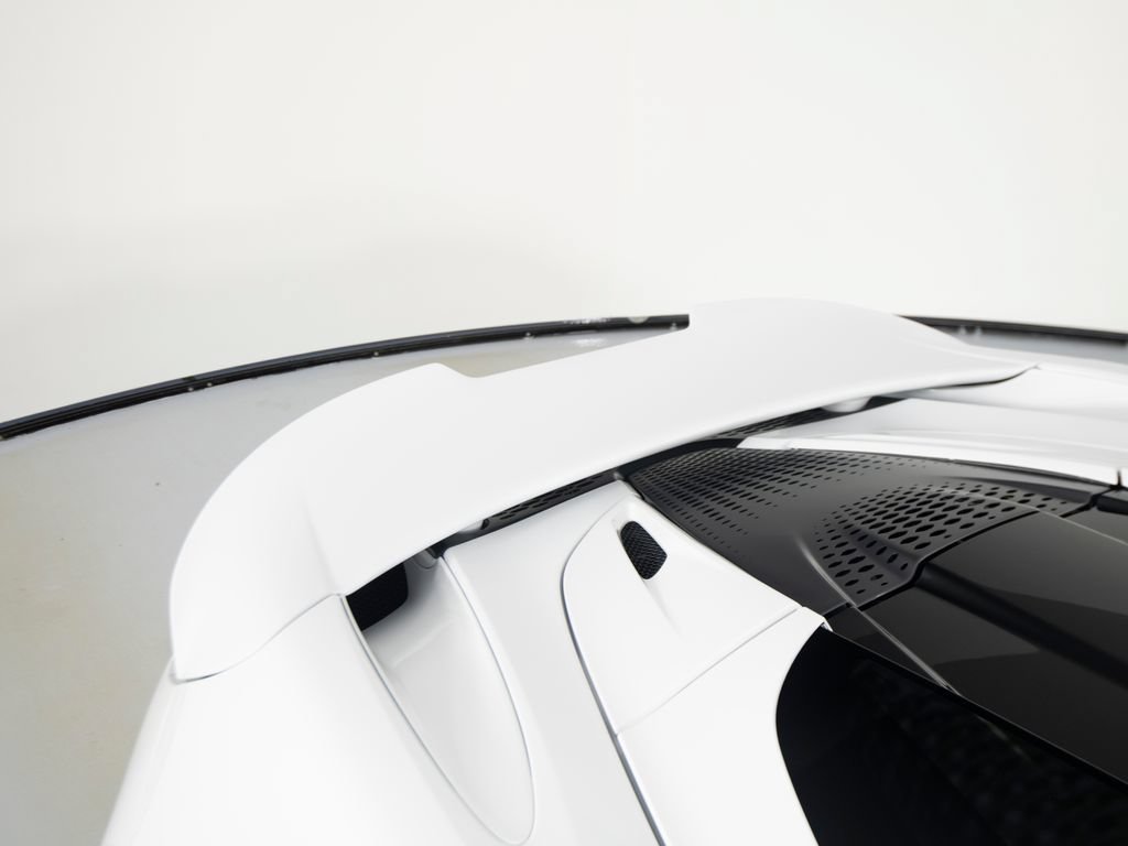 Used 2024 McLaren 750S Spider RWD image 48