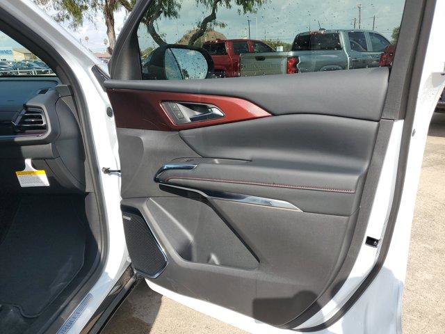 New 2026 Chevrolet Traverse RS image 9