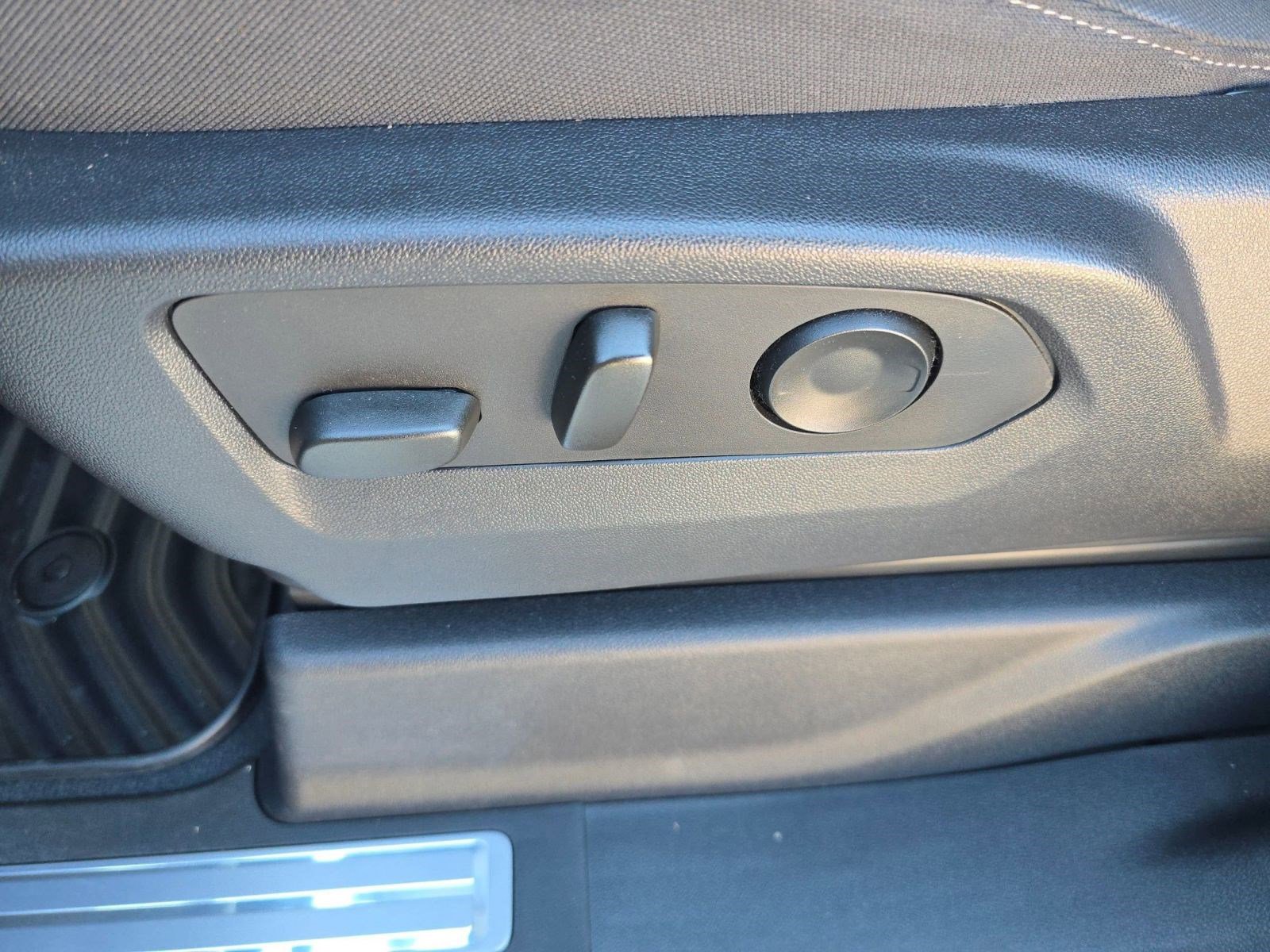 Used 2022 GMC Sierra 1500 Elevation w/ X31 Off-Road Package image 12