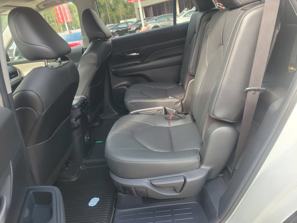 Certified 2024 Toyota Grand Highlander AWD Hybrid image 29