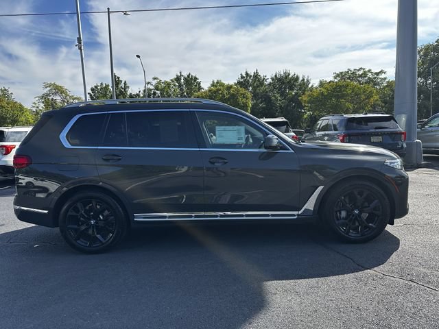 Used 2021 BMW X7 xDrive40i w/ Executive Package AWD/4WD image 4