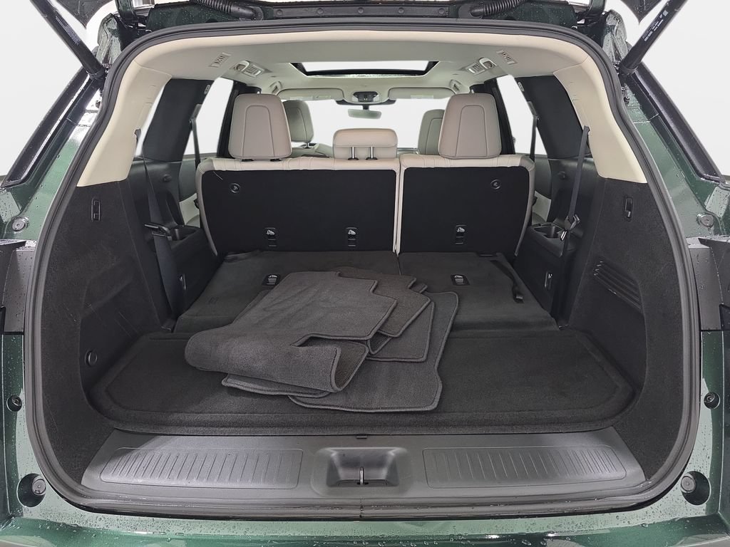 Certified 2026 INFINITI QX60 Luxe w/ Cargo Package AWD/4WD image 29