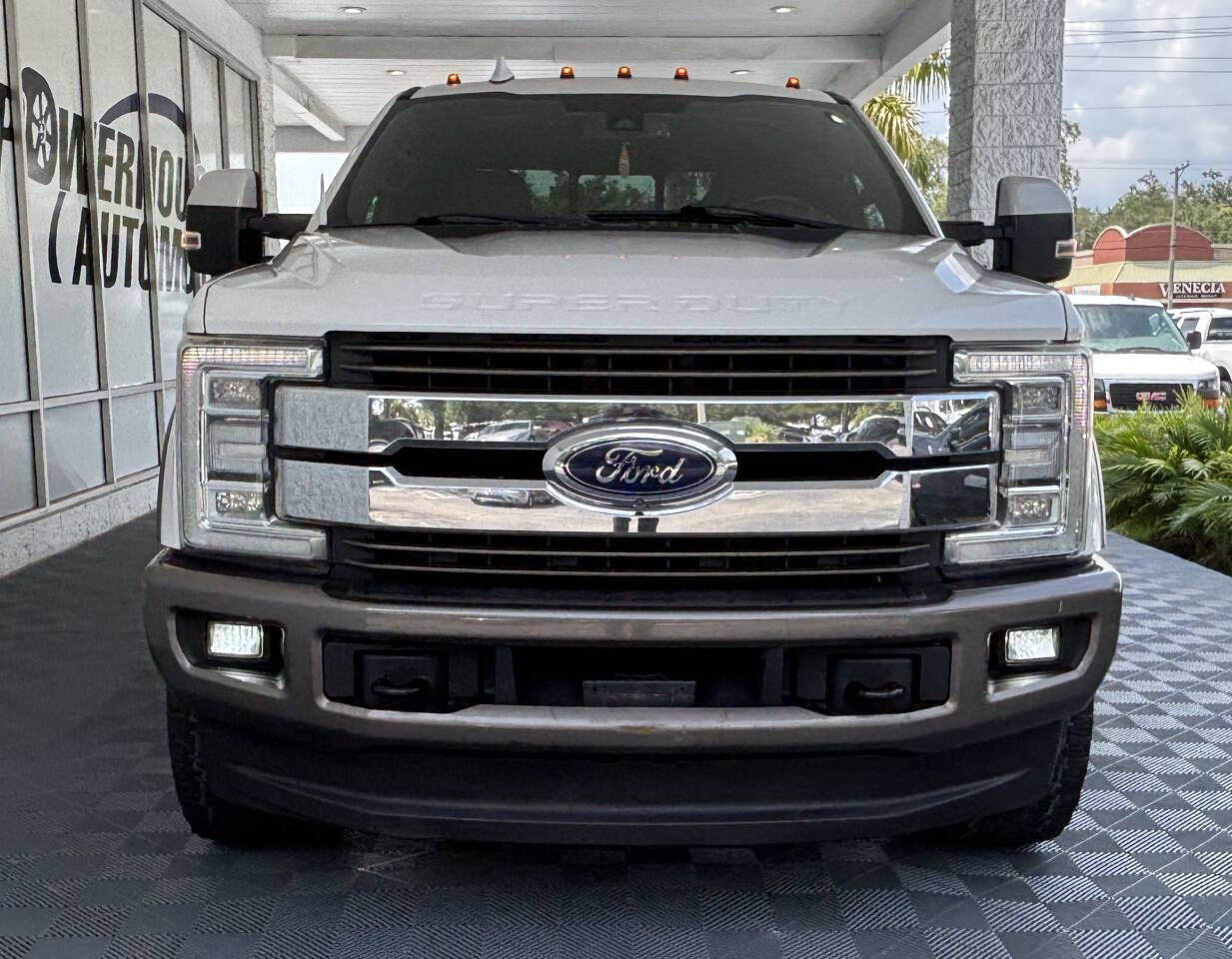 Used 2019 Ford F250 King Ranch w/ King Ranch Ultimate Package AWD/4WD image 11