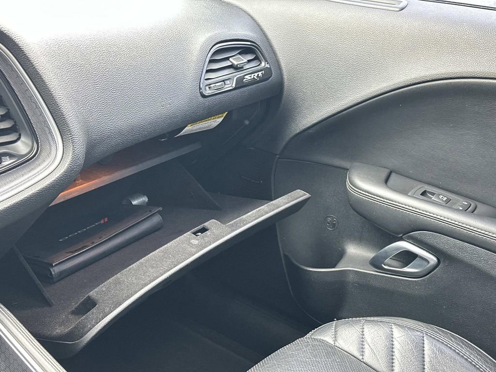 Used 2016 Dodge Challenger SRT w/ Technology Group image 32