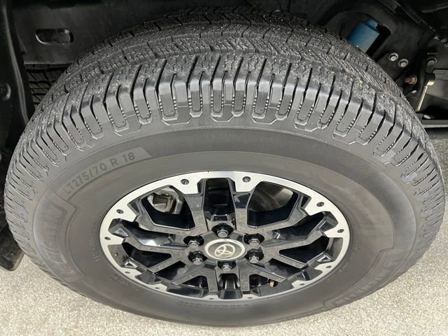 Used 2022 Toyota Tundra SR5 w/ TRD Off-Road Premium Package image 15
