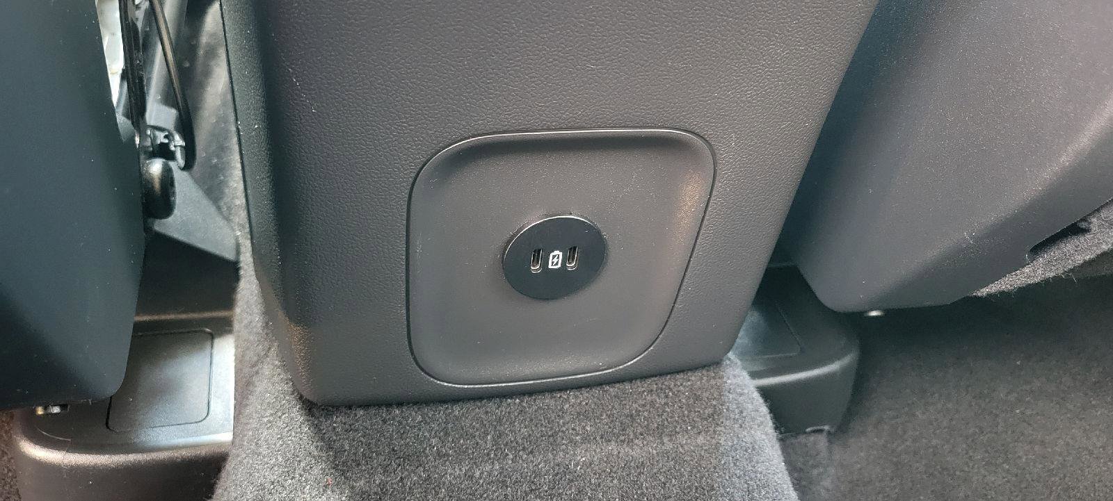 Used 2024 Ford Escape Platinum w/ Premium Technology Package image 26