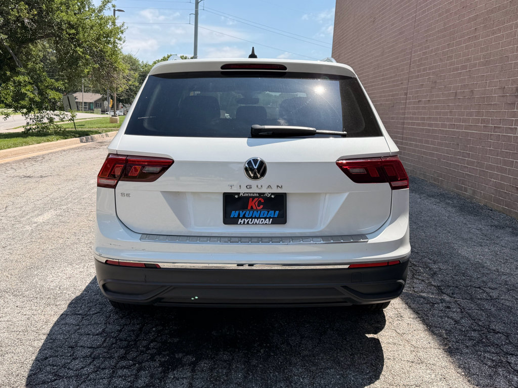 Used 2023 Volkswagen Tiguan SE FWD image 4