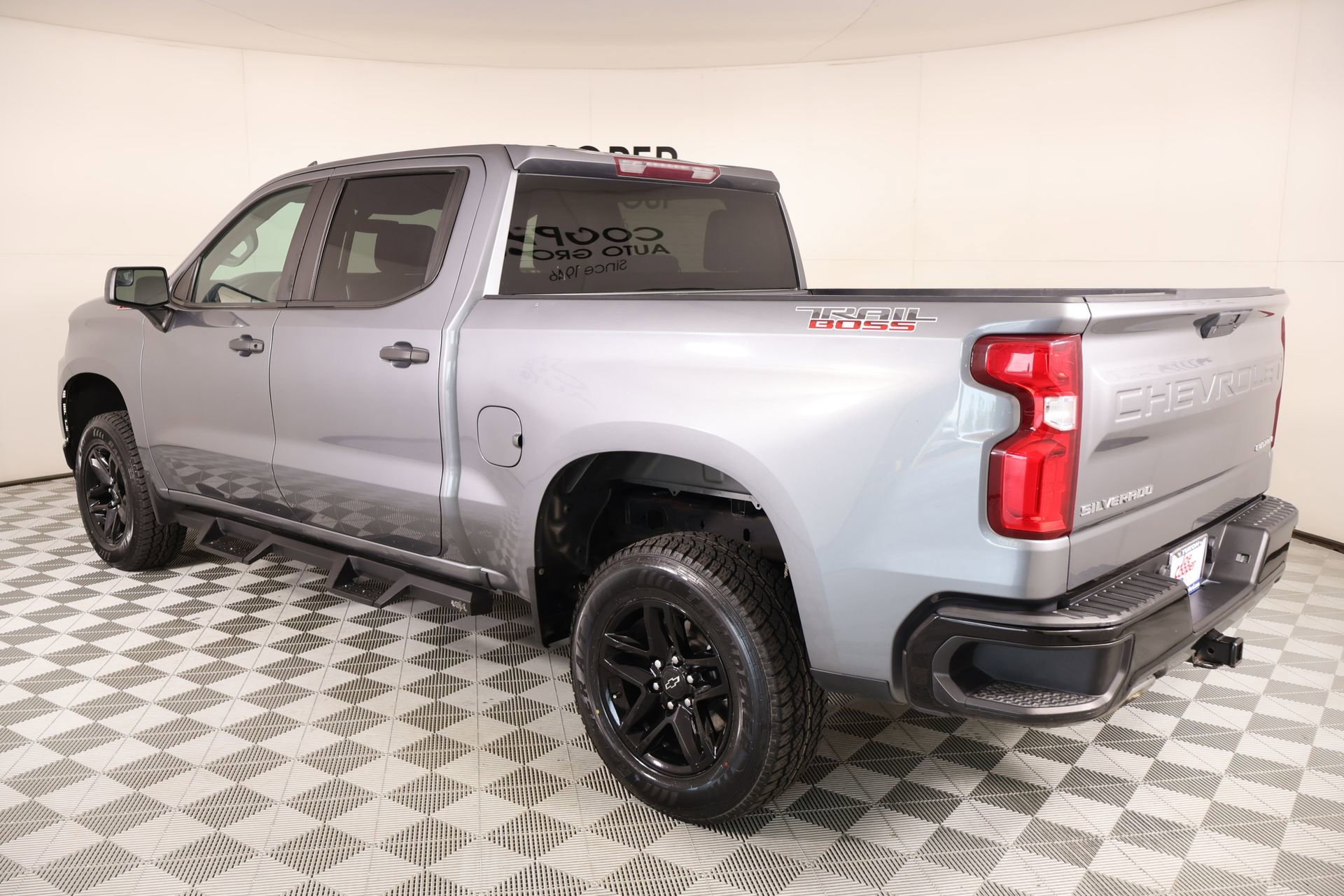 Used 2021 Chevrolet Silverado 1500 Custom Trail Boss AWD/4WD image 21