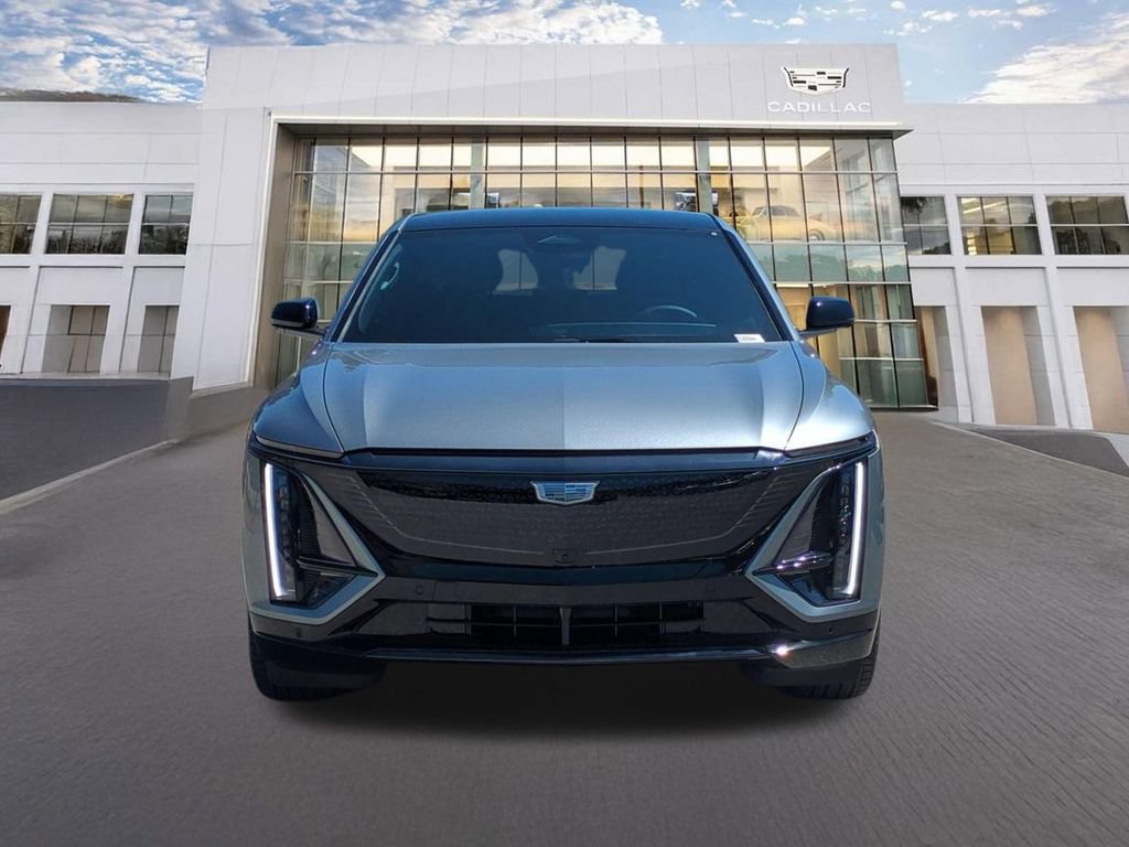 New 2026 Cadillac Lyriq Sport AWD/4WD image 2
