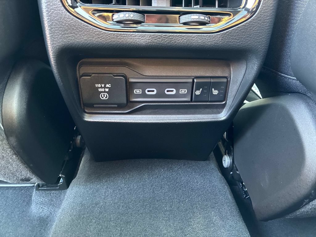Certified 2026 Jeep Grand Cherokee Limited AWD/4WD image 15