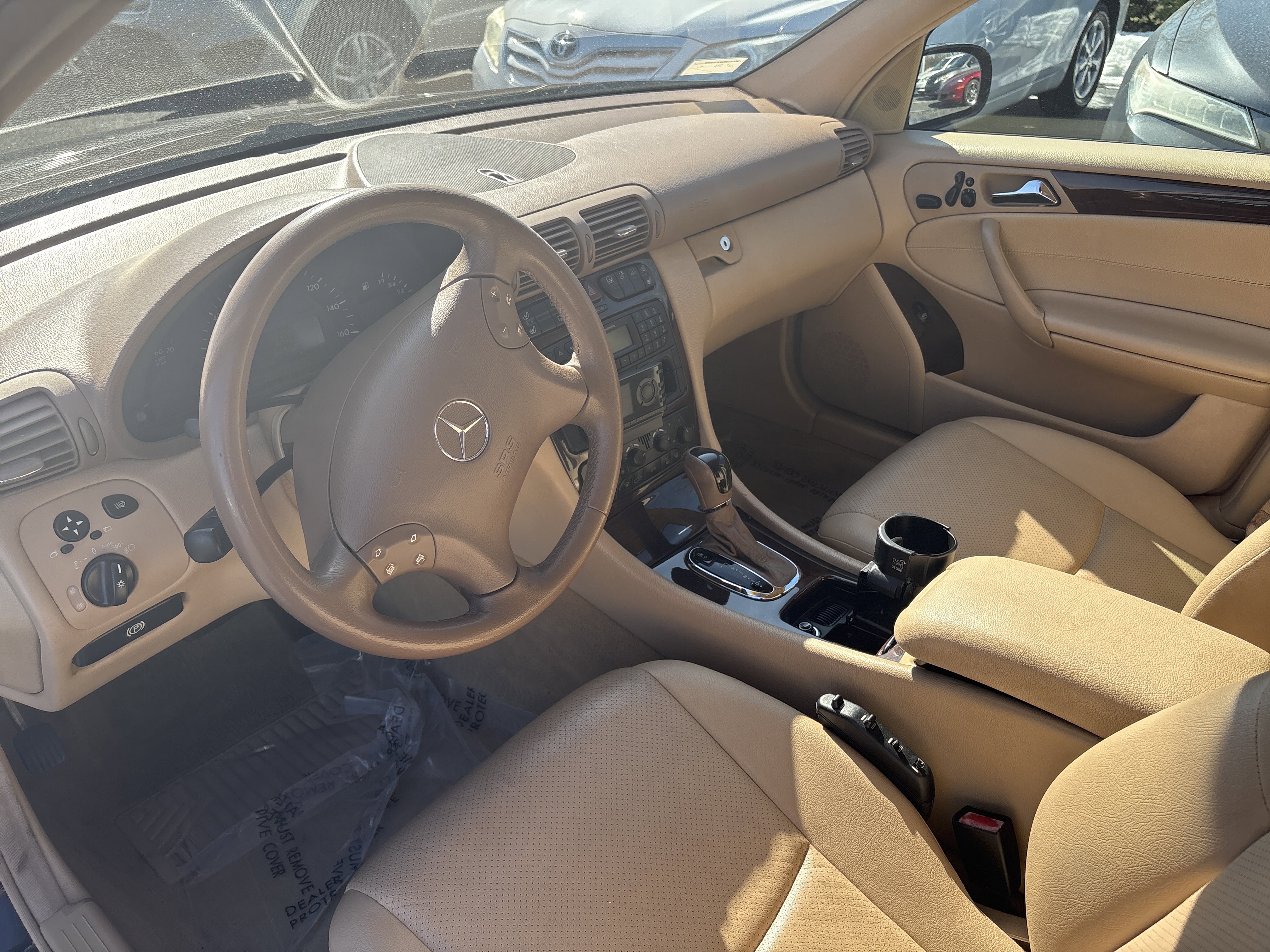 Used 2002 Mercedes-Benz C 240 image 11