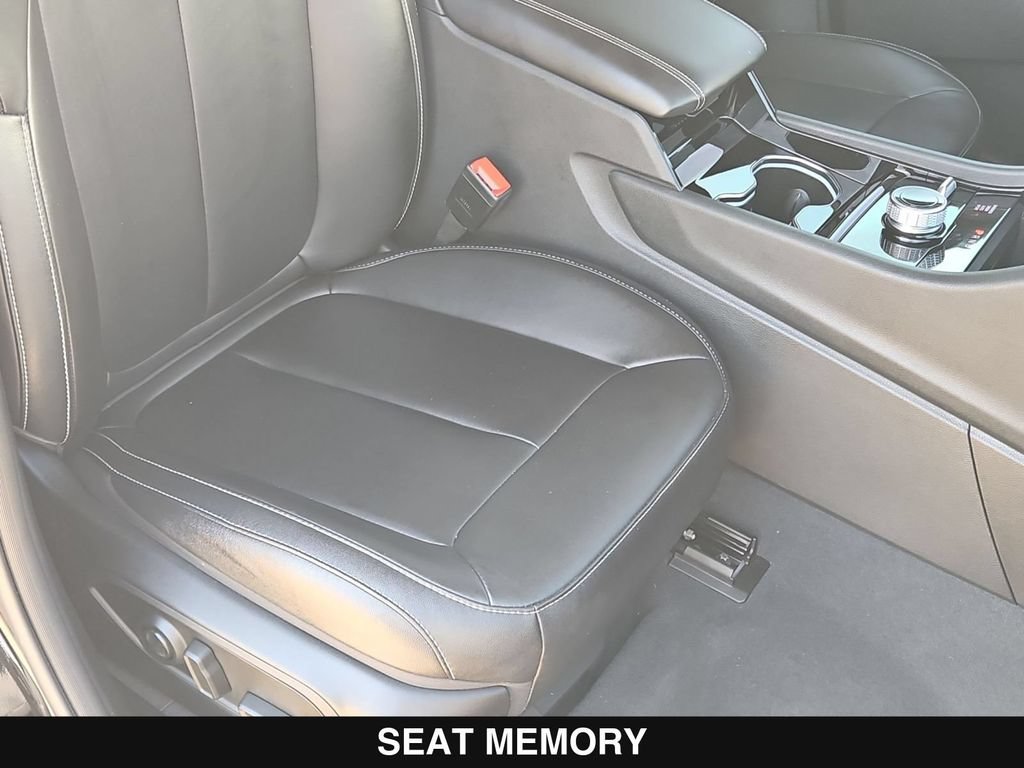 Used 2023 Jeep Grand Cherokee L Limited AWD/4WD image 34