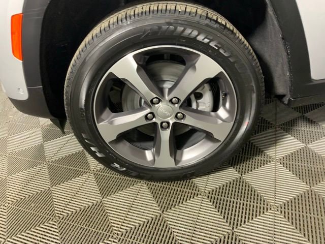 Used 2024 Jeep Grand Cherokee Limited 4xe w/ Luxury Tech Group II image 47