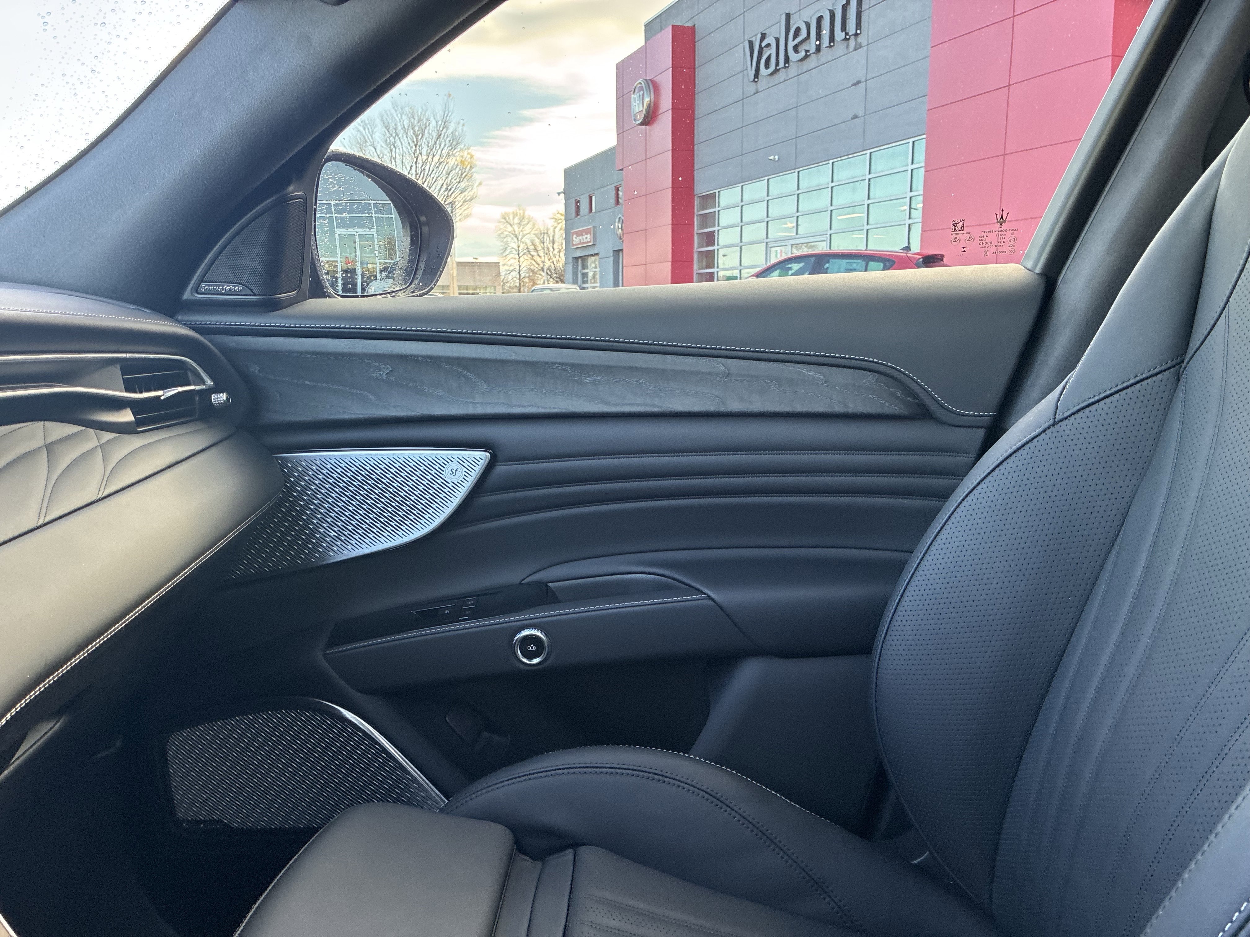 Used 2023 Maserati Grecale Modena image 26