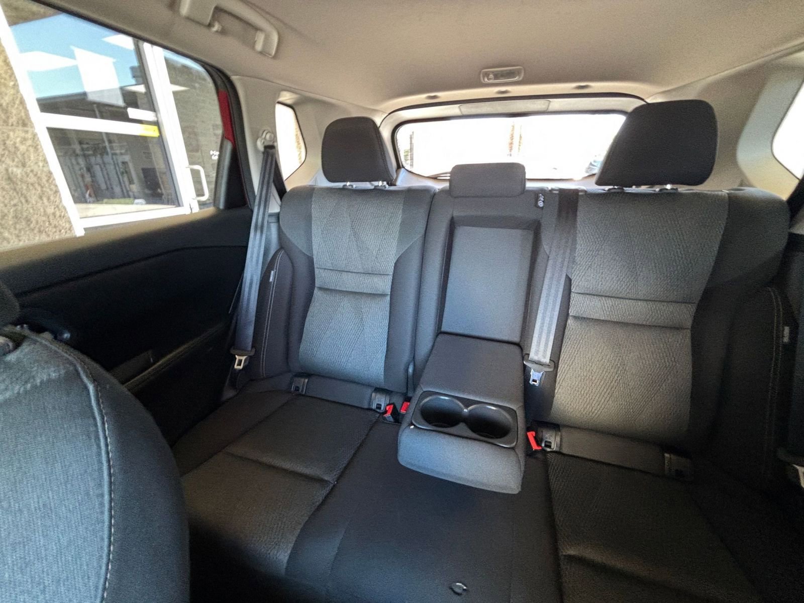 Used 2025 Nissan Rogue SV FWD image 40