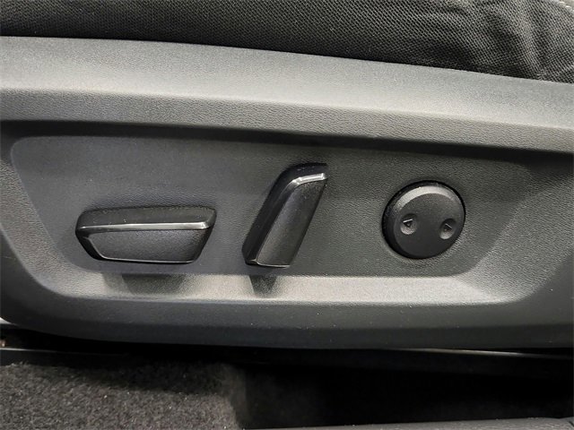 Used 2021 Nissan Rogue SV image 26