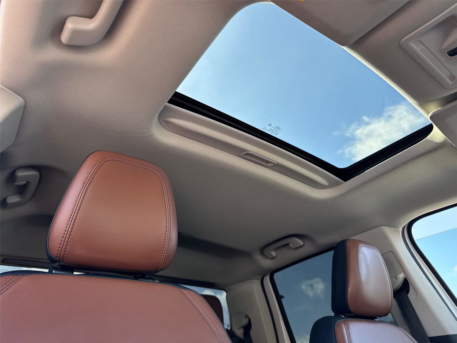 Certified 2022 Ford Maverick Lariat w/ Lariat Luxury Package image 16