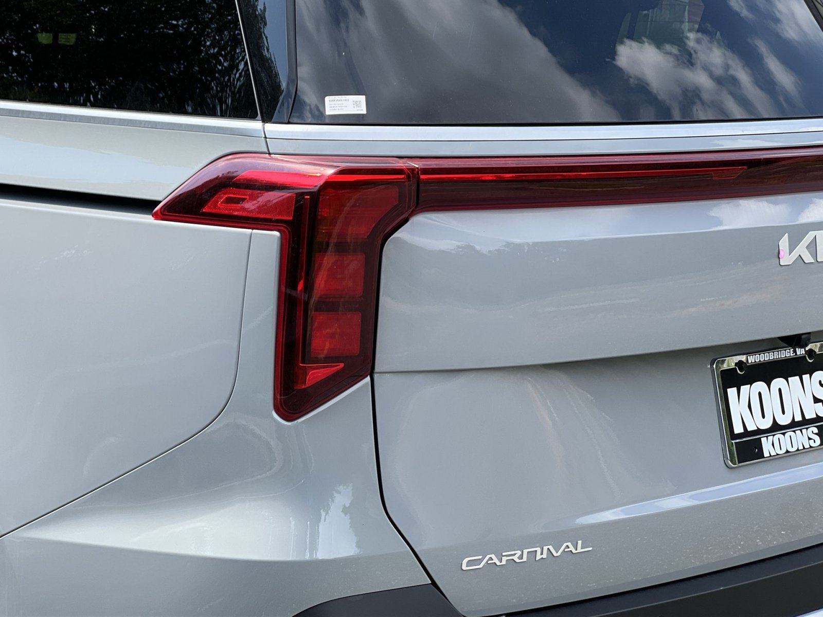 New 2027 Kia Carnival FWD image 14