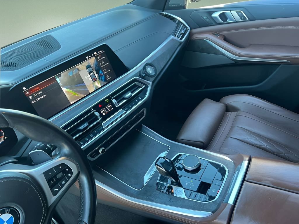Used 2021 BMW X5 M50i w/ Premium Package image 14