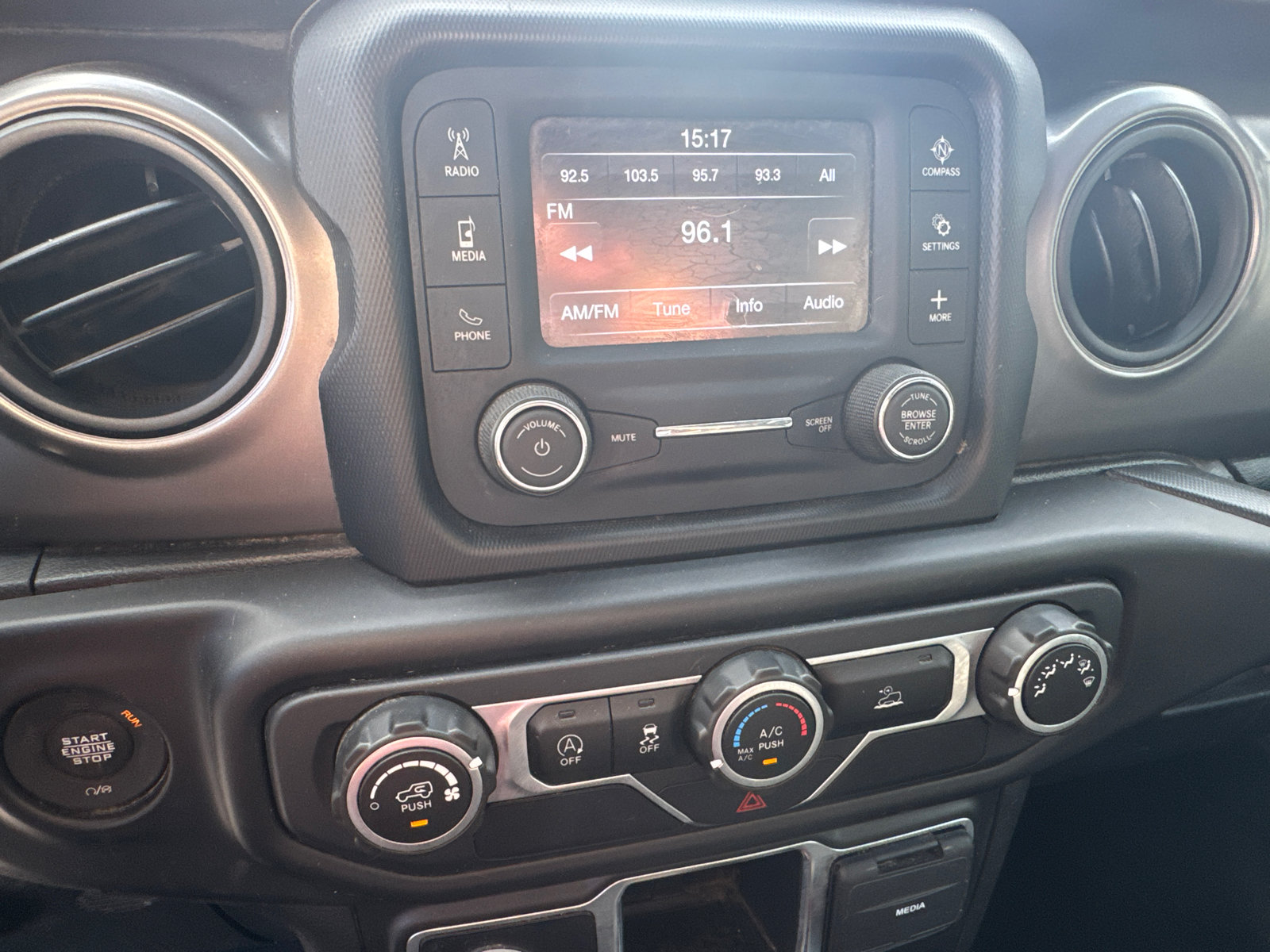 Used 2021 Jeep Wrangler Unlimited Sport AWD/4WD image 23