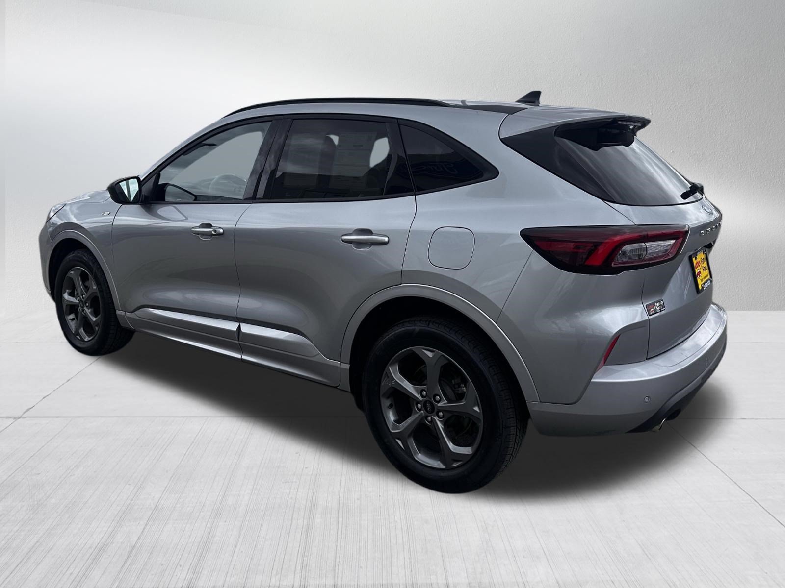 Certified 2024 Ford Escape ST-Line w/ Tech Pack #1 AWD/4WD image 5
