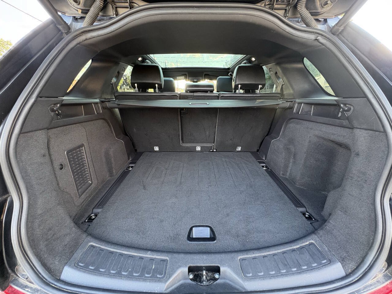 Used 2017 Land Rover Discovery Sport HSE AWD/4WD image 23