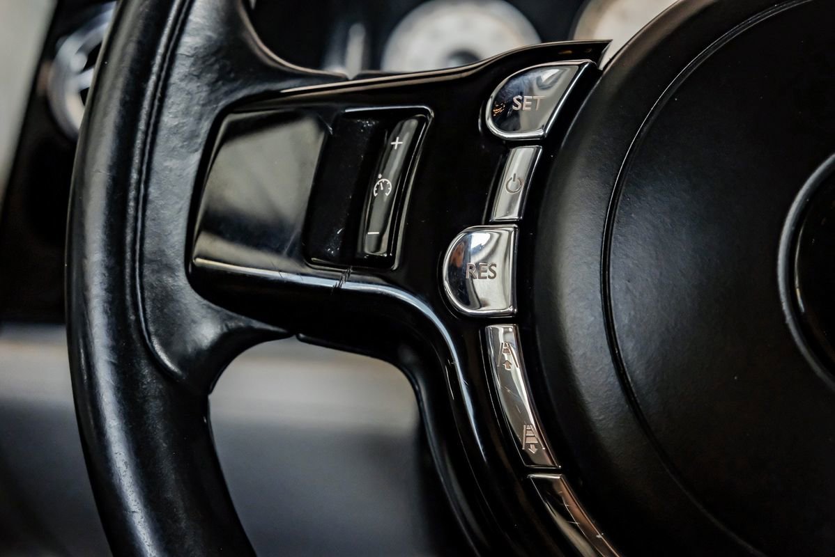 Used 2016 Rolls-Royce Wraith image 14