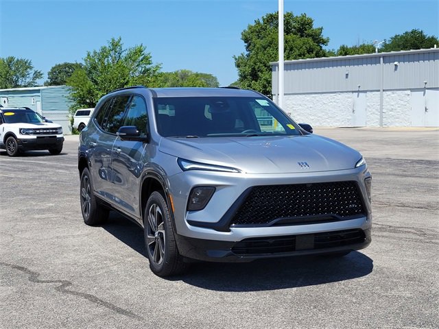 New 2025 Buick Enclave Sport Touring w/ Power Package image 3