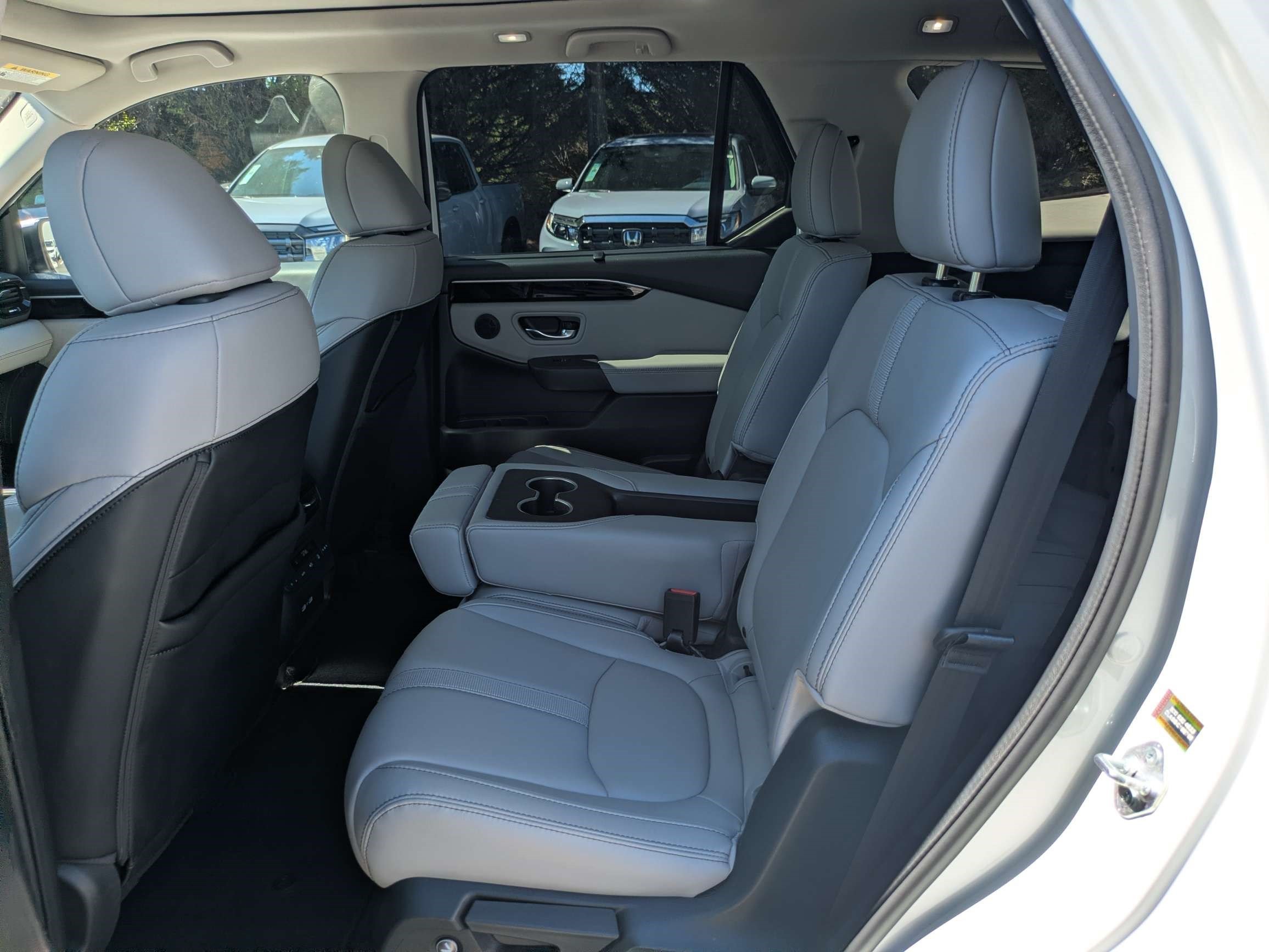 Certified 2023 Honda Pilot Touring image 21
