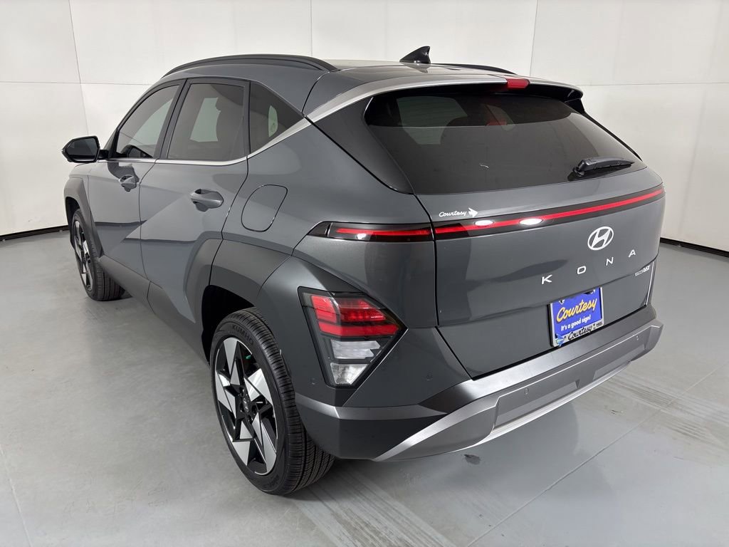 Used 2025 Hyundai Kona Limited image 5