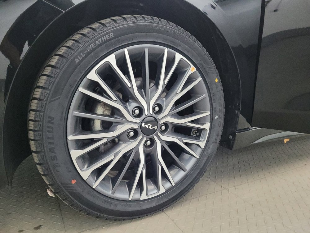 Used 2023 Kia Forte GT-Line w/ GT-Line Premium Package FWD image 31