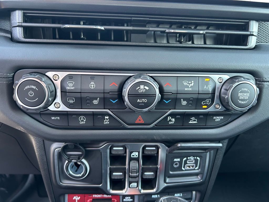 New 2025 Jeep Wrangler Unlimited Rubicon image 34