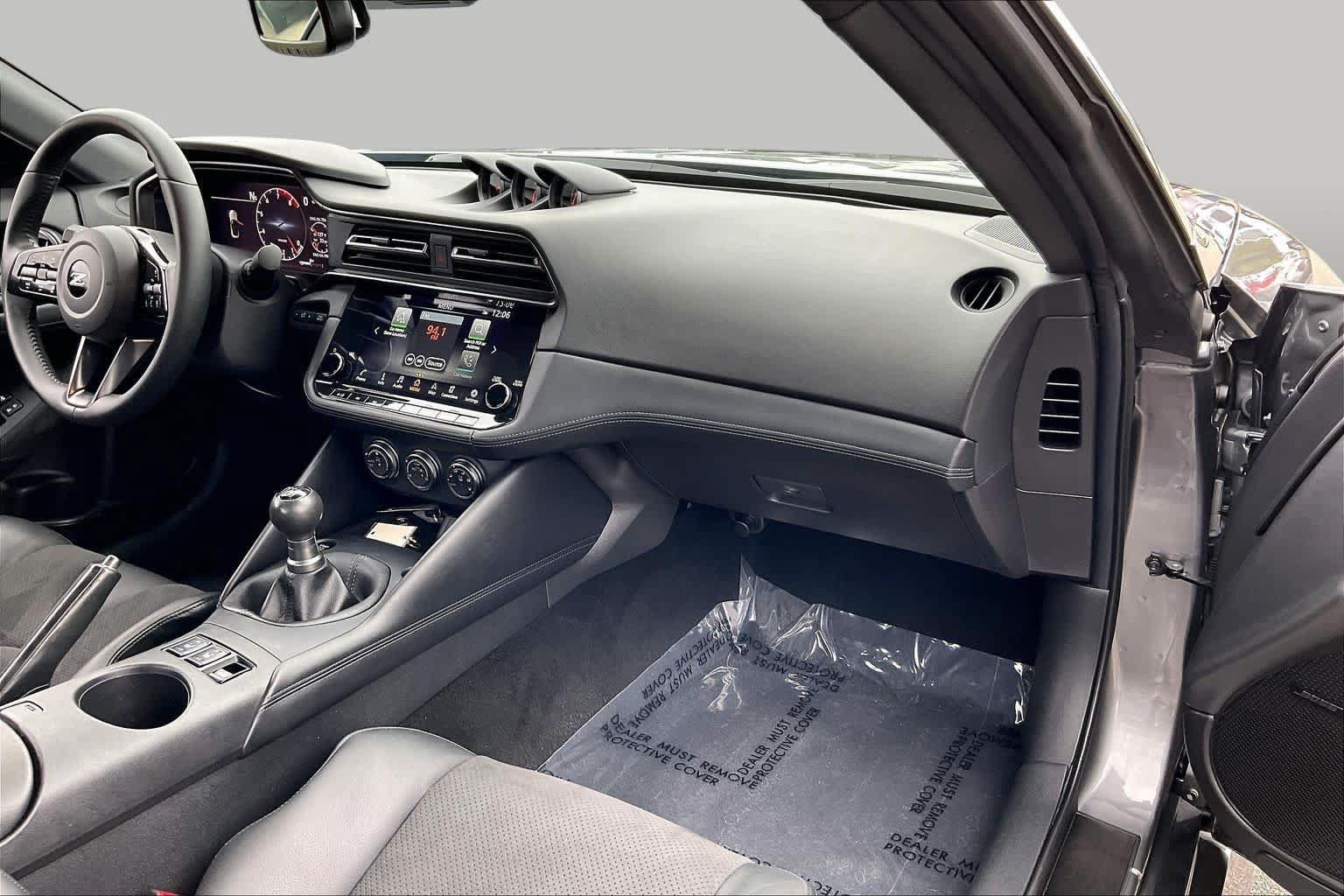 Used 2024 Nissan Z Performance w/ Floor Mat Package RWD image 17