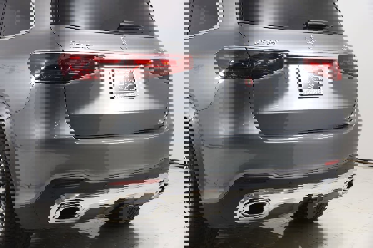 Used 2025 Mercedes-Benz GLS 450 4MATIC image 30