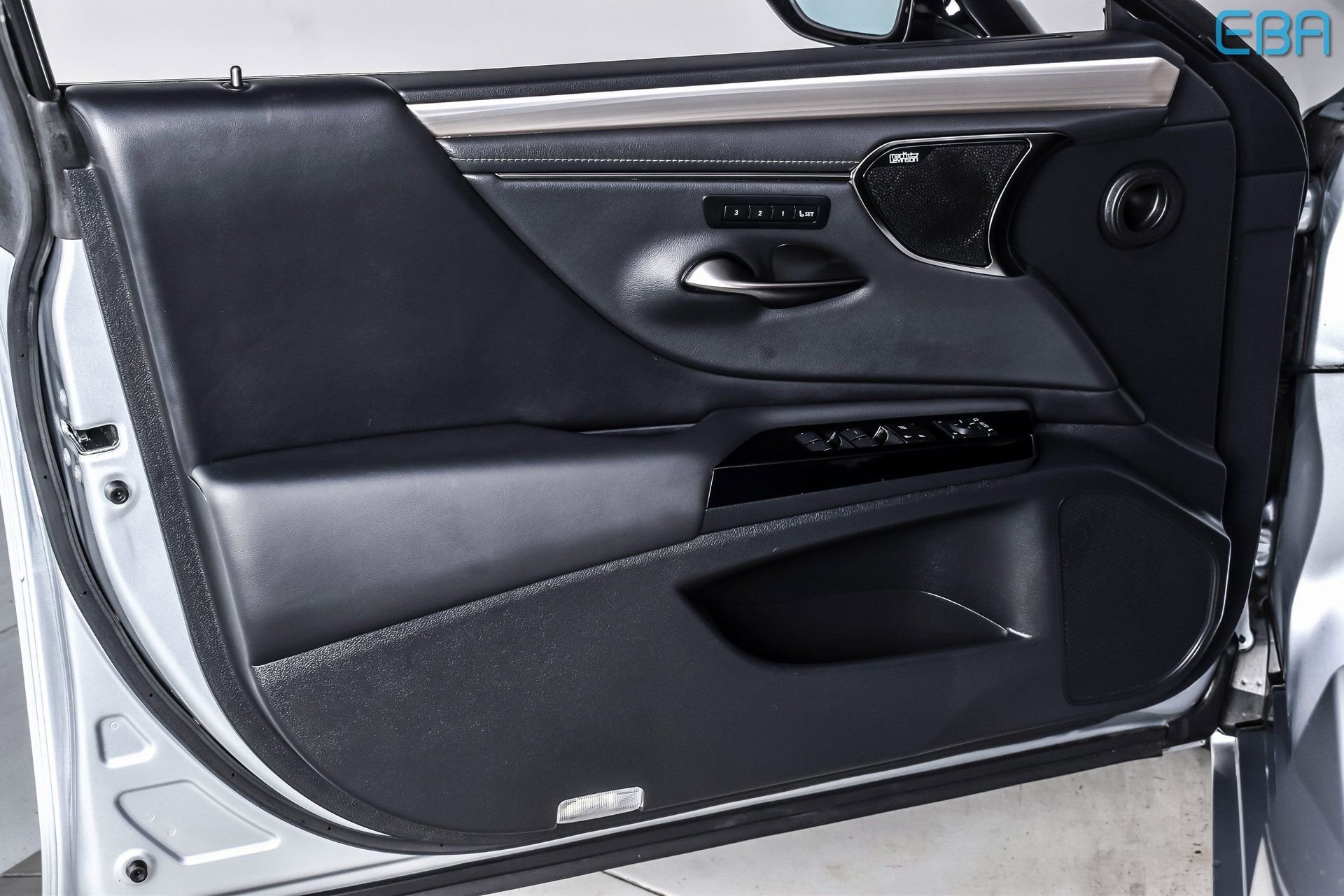Used 2024 Lexus ES 300h F Sport w/ Accessory Package (Z2) FWD image 15