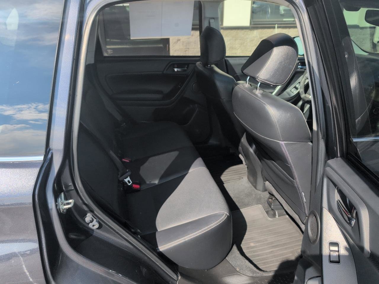 Used 2014 Subaru Forester 2.0XT Touring AWD/4WD image 12