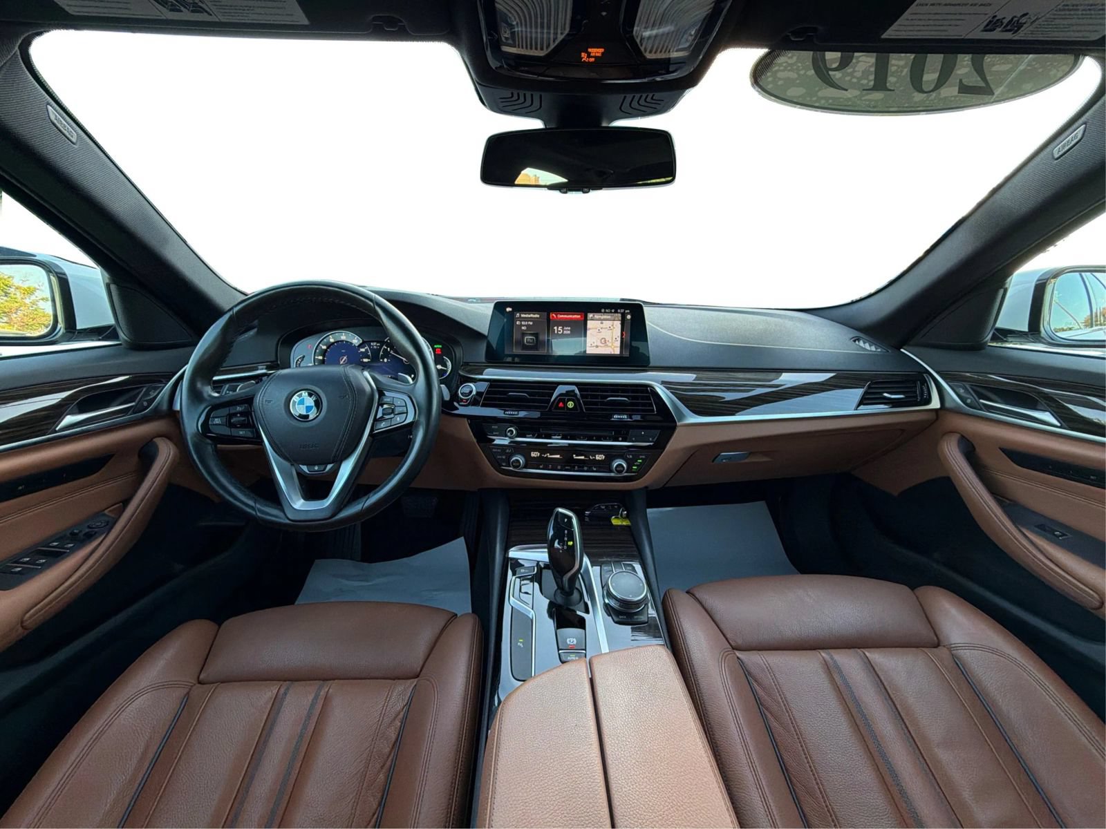 Used 2019 BMW 530i w/ Convenience Package RWD image 23