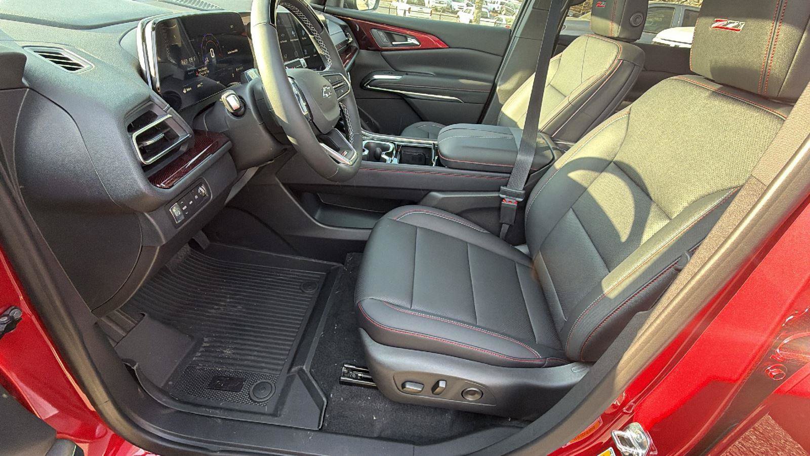 New 2026 Chevrolet Traverse Z71 w/ Enhanced Driving Package AWD/4WD image 13