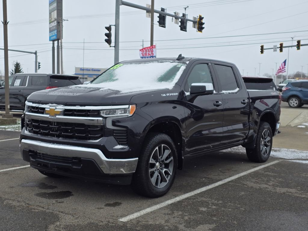 Used 2023 Chevrolet Silverado 1500 LT image 1