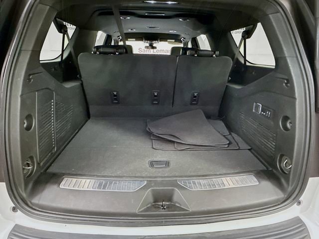 Used 2022 Chevrolet Suburban RST w/ Luxury Package AWD/4WD image 29