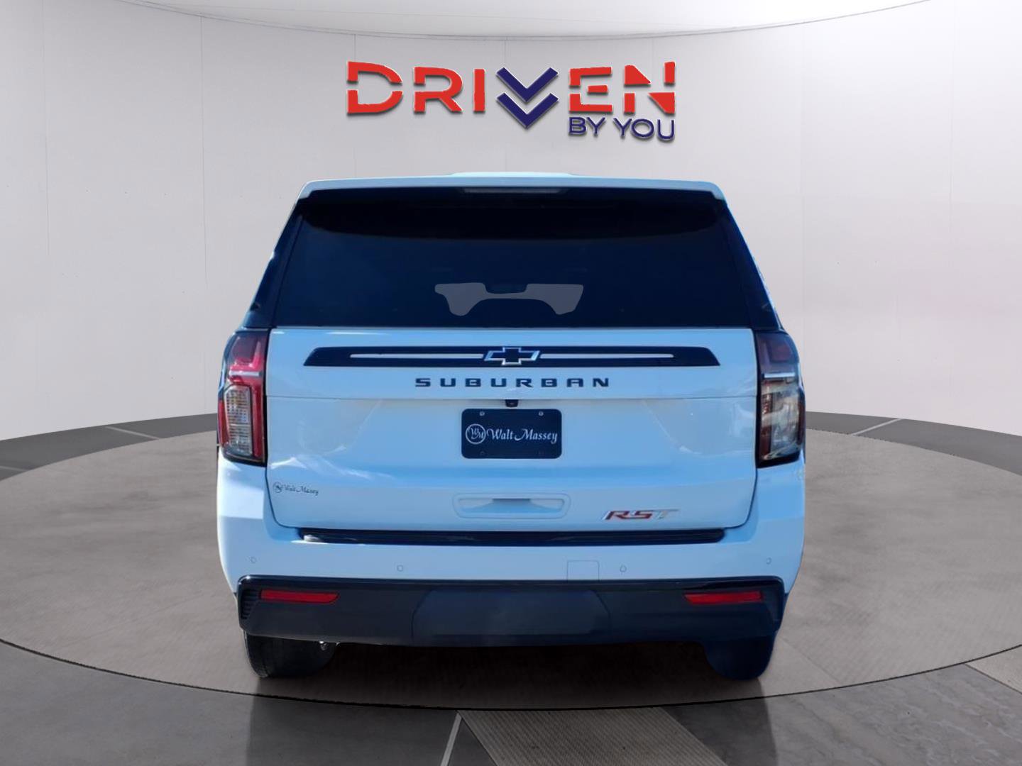 Used 2023 Chevrolet Suburban RST w/ Luxury Package image 31