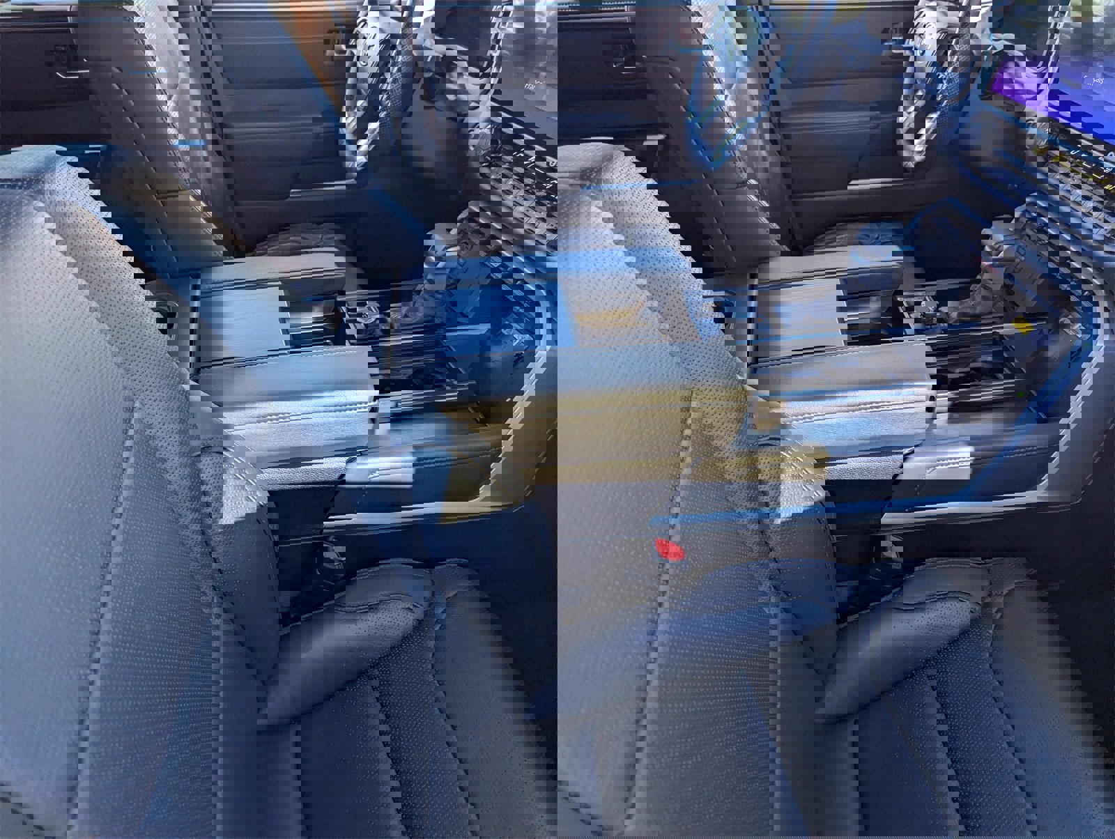 Used 2024 Toyota Sequoia Platinum image 11