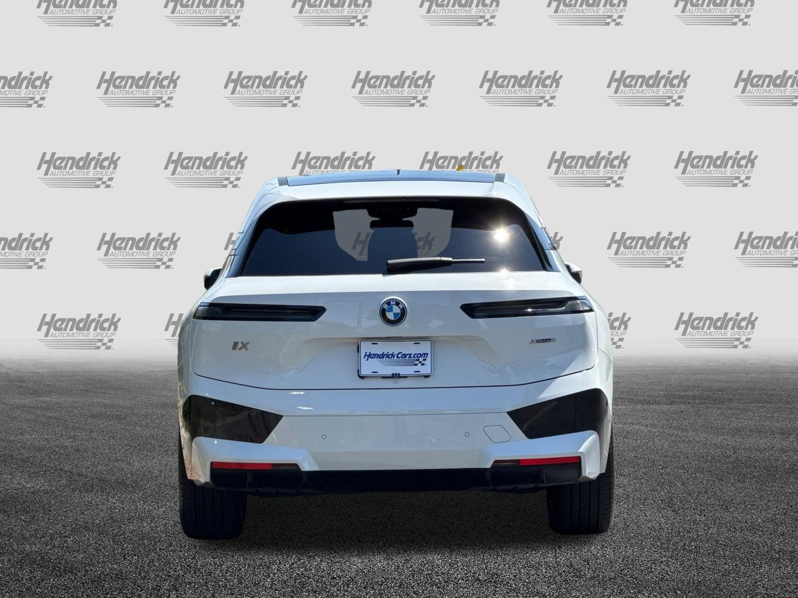 Certified 2023 BMW iX xDrive50 w/ Sport Package AWD/4WD image 6