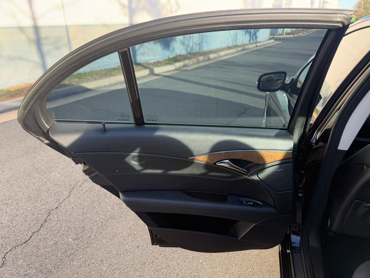 Used 2007 Mercedes-Benz E 350 4MATIC Sedan image 16