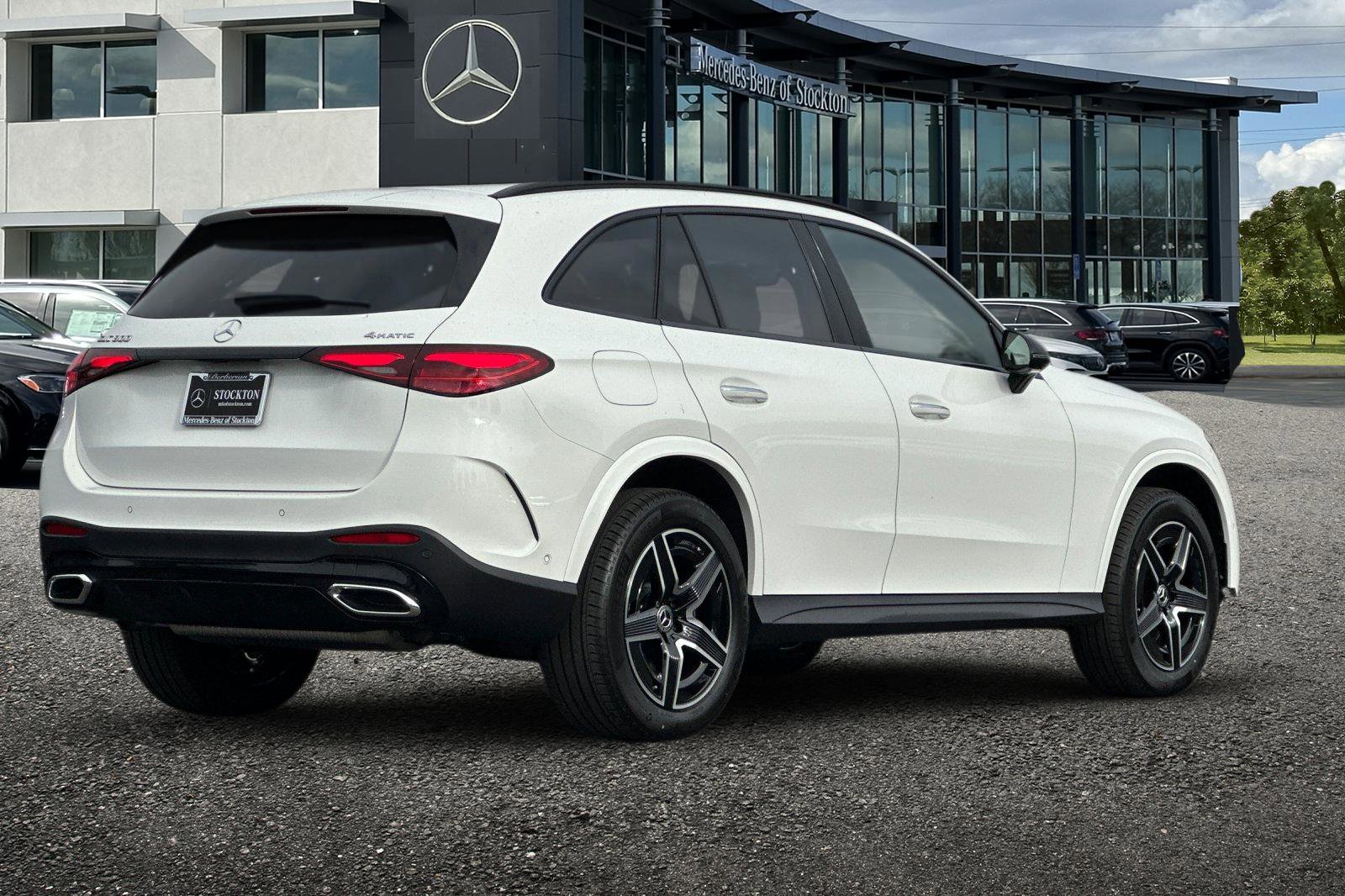 New 2026 Mercedes-Benz GLC 300 4MATIC image 4