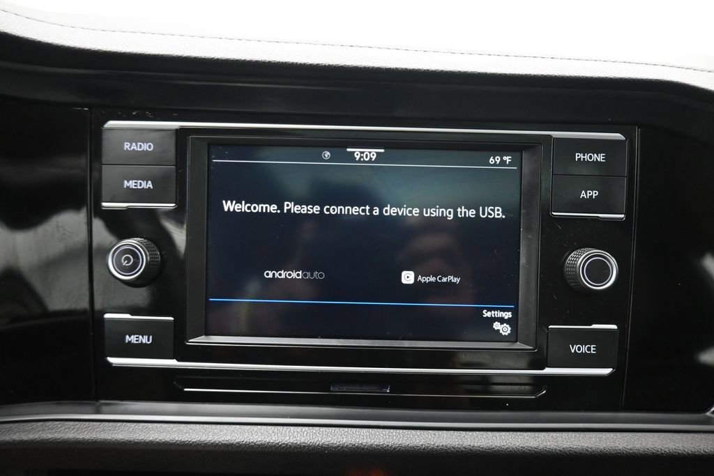 Used 2024 Volkswagen Jetta SE FWD image 18