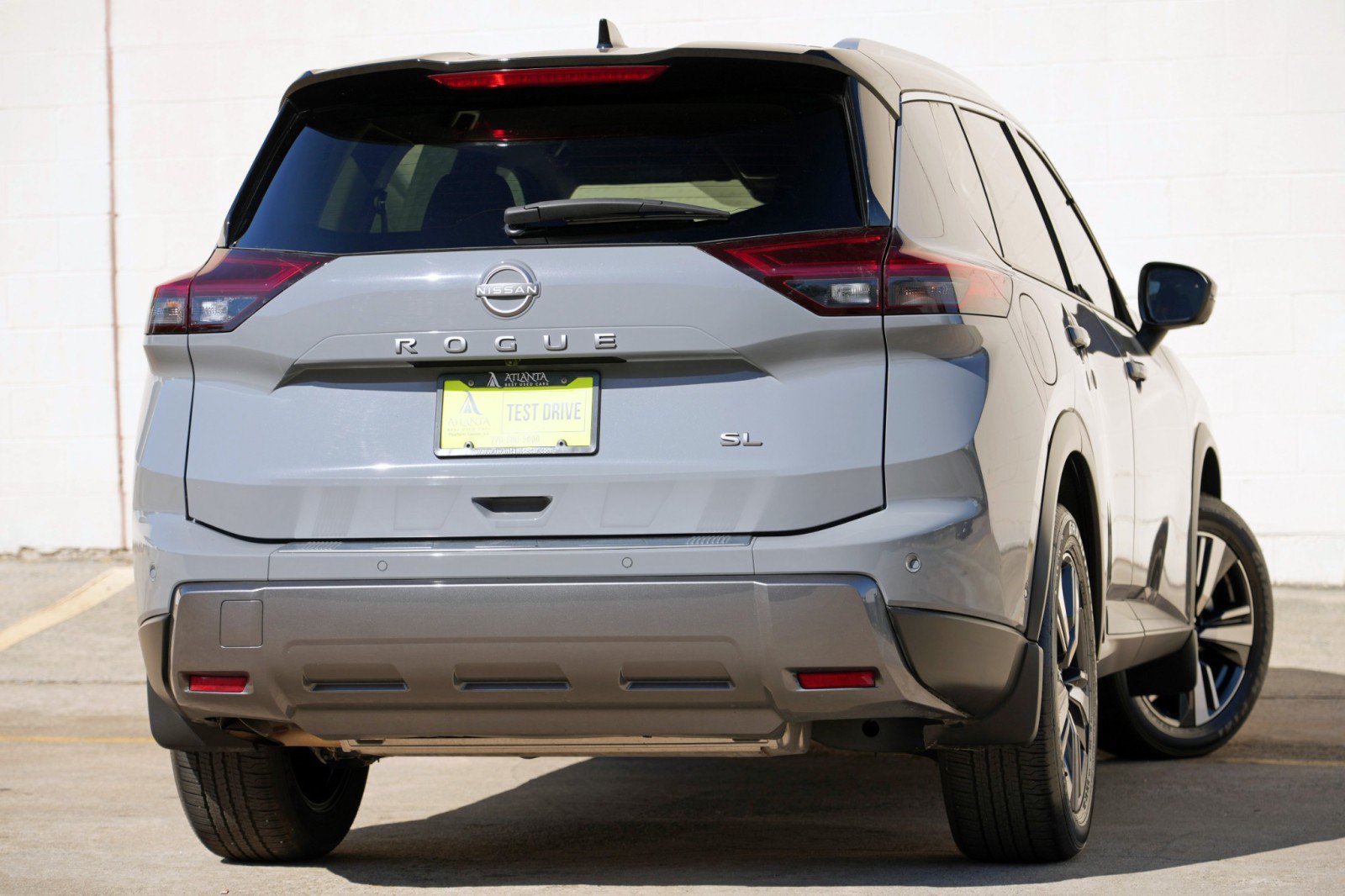 Used 2024 Nissan Rogue SL FWD image 4