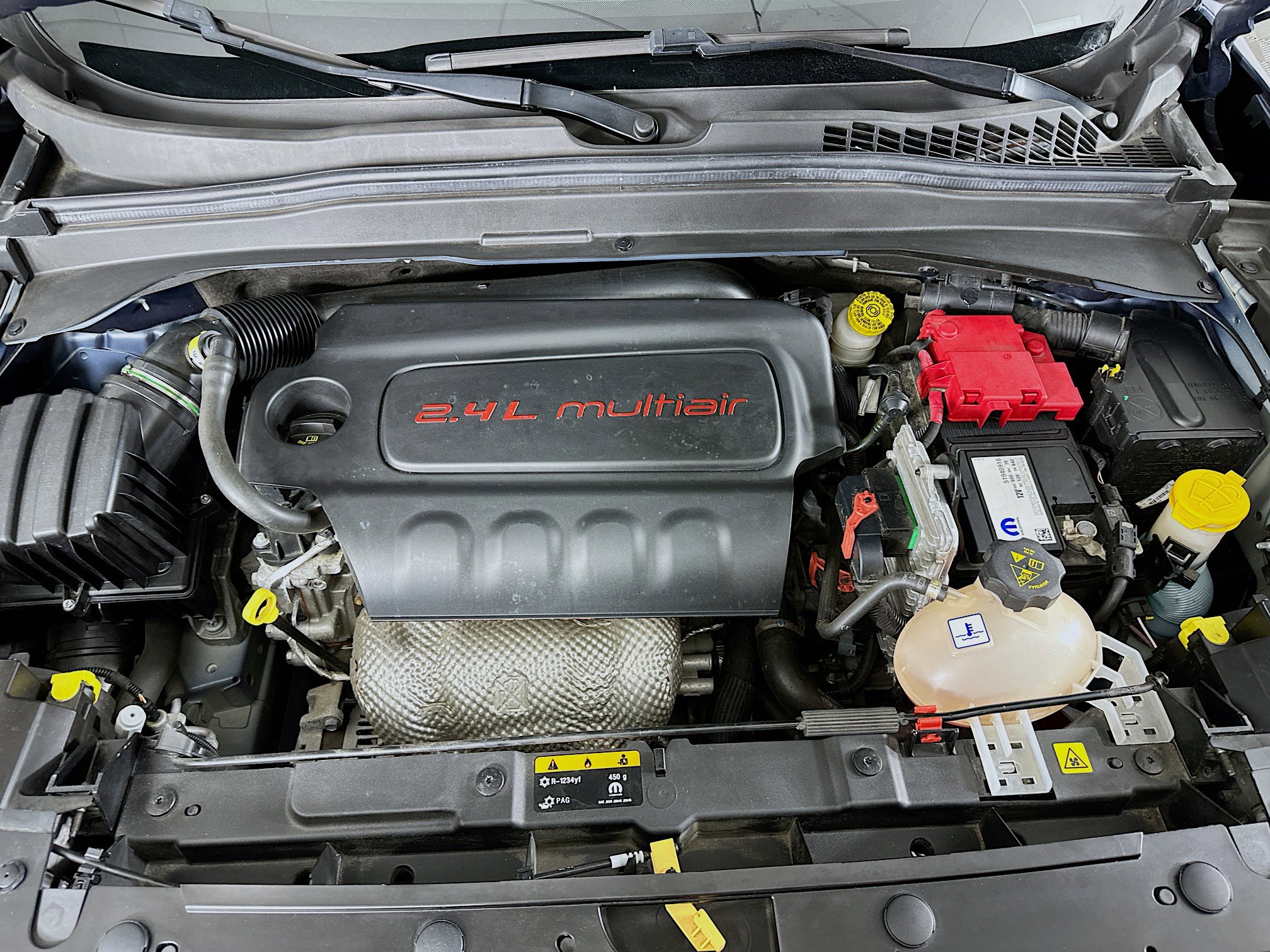 Used 2021 Jeep Renegade Latitude AWD/4WD image 32