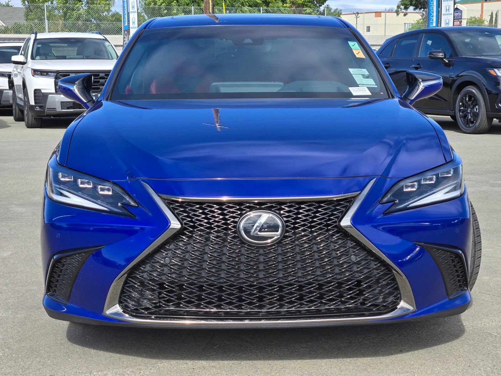 Used 2022 Lexus ES 350 F Sport w/ Accessory Package FWD image 2